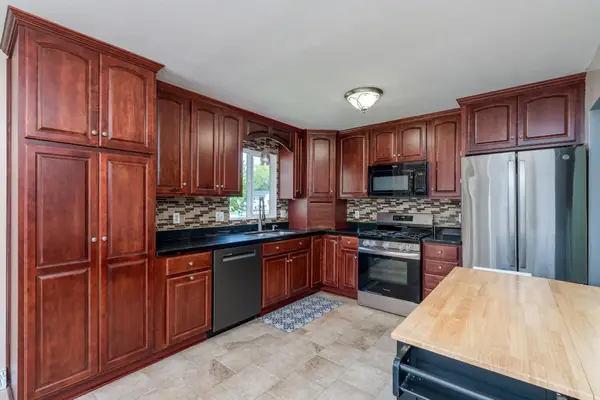 225 20th Street Nw, Owatonna, MN 55060