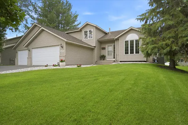 12140 Jonquil Street Nw, Coon Rapids, MN 55433