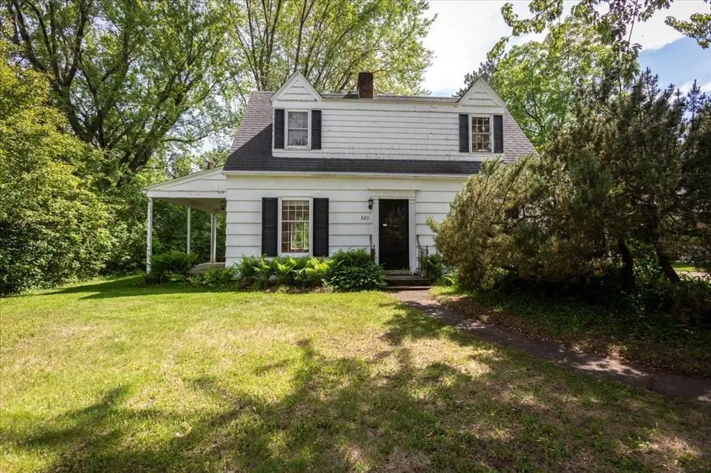 320 Elm Avenue W, Menomonie, WI 54751 - #1