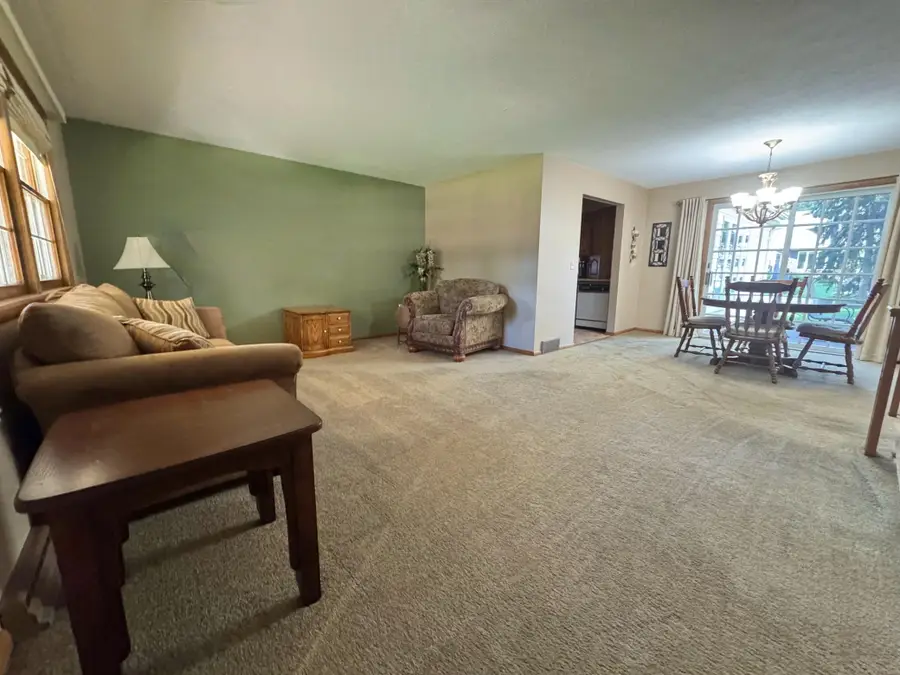 906 Birch Street, Marshall, MN 56258 - #3
