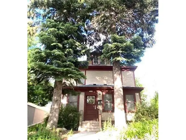 2445 Lyndale Avenue S, Minneapolis, MN 55405