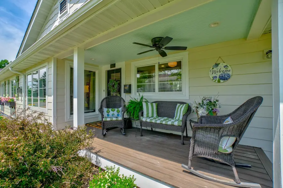 607 Vine Street, Hudson, WI 54016 - #3