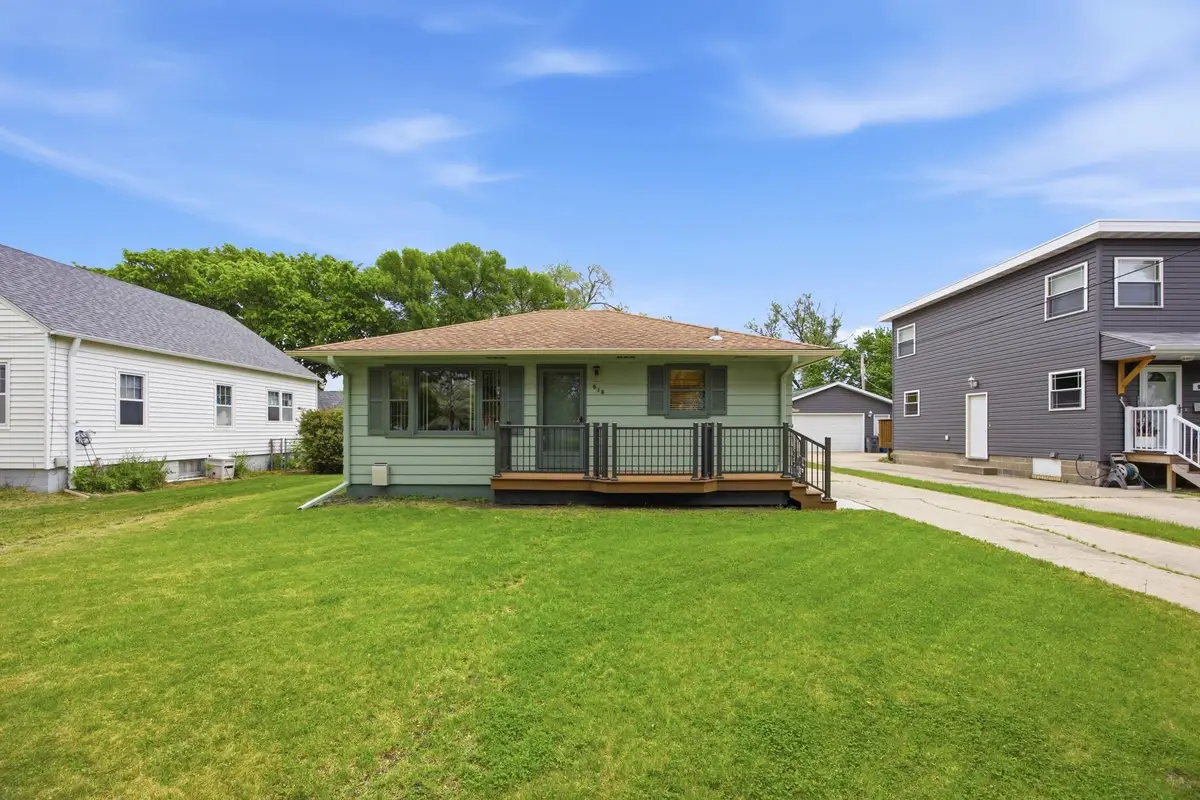 918 14th Street N, Moorhead, MN 56560 - #1