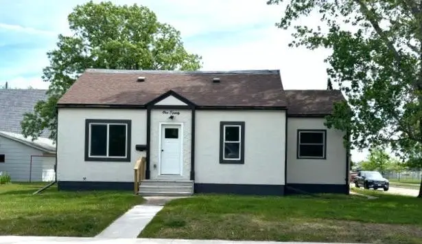 120 Spruce Avenue S, Thief River Falls, MN 56701 - #1
