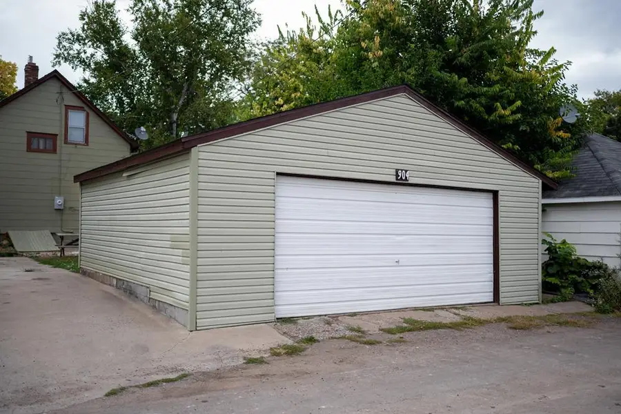 904 Jessamine Avenue E, Saint Paul, MN 55106 - #3