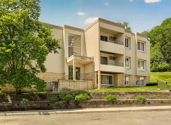 362 Elton Hills Drive Nw #36, Rochester, MN 55901