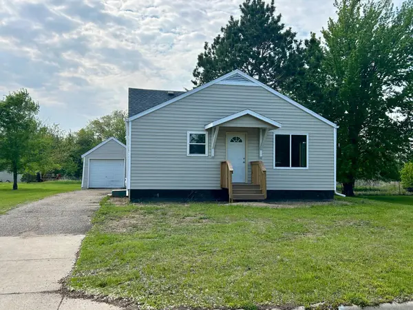 609 4th Street Nw, Wadena, MN 56482