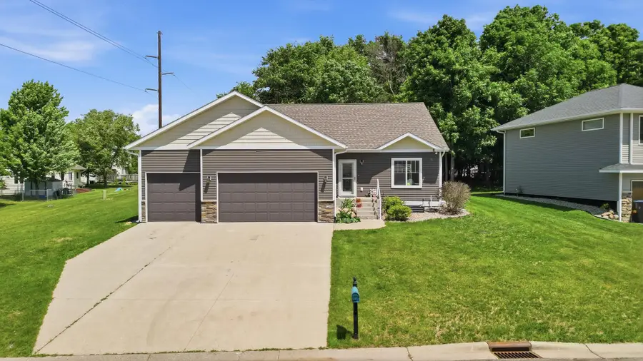 300 Tanager Road, Mankato, MN 56001 - #2