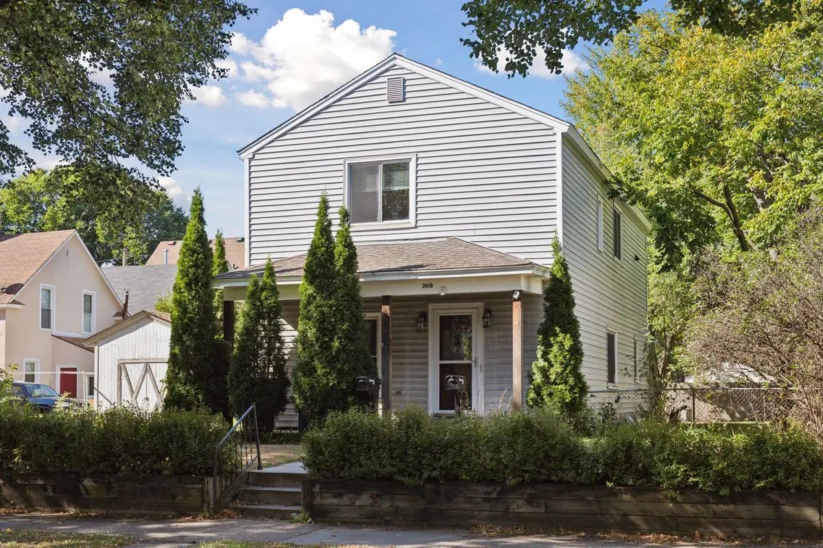 2410 Quincy Street Ne, Minneapolis, MN 55418 - #1