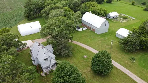 31160 171st Avenue, New Prague, MN 56071