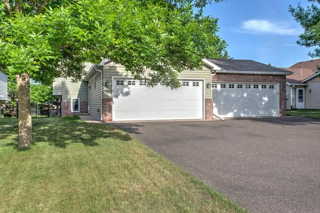 906 Whiskey Road Nw, Isanti, MN 55040 - #1