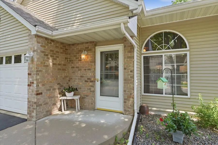 6079 Courtly Alcove #B, Woodbury, MN 55125 - #2