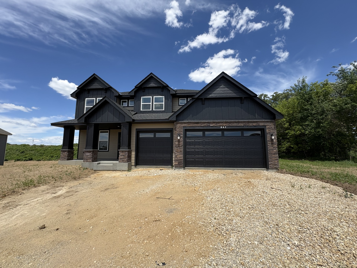 843 Londonderry Lane Nw, Rochester, MN 55901 - #1