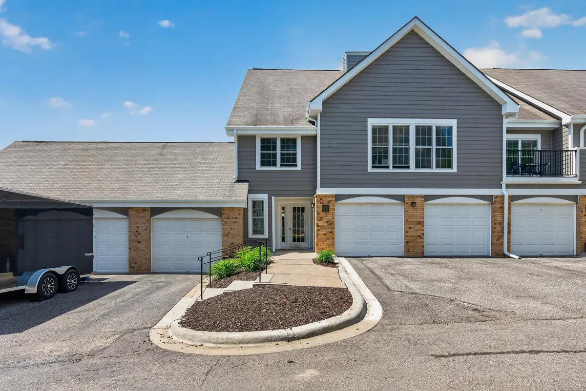 5988 Chasewood Parkway #1, Minnetonka, MN 55343 - #1