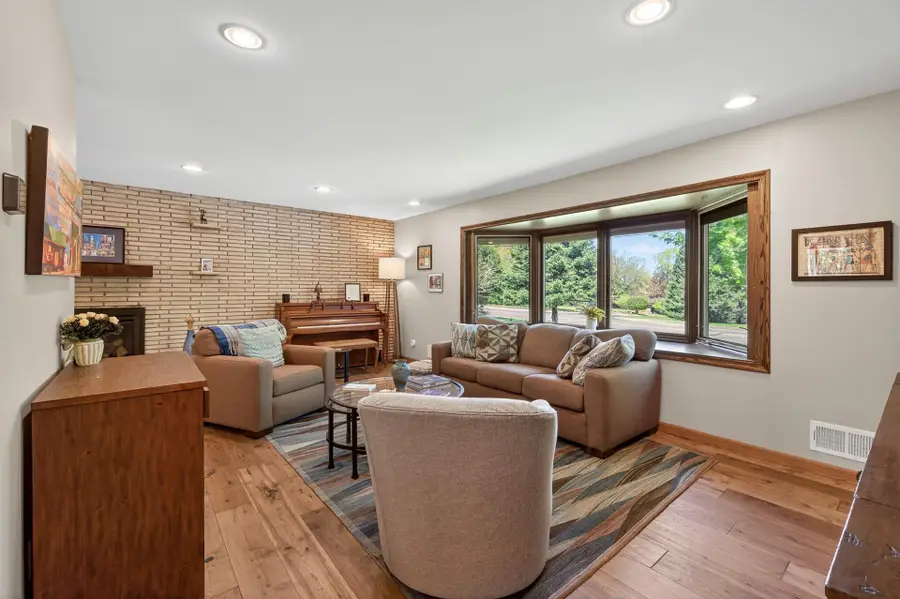 4717 Glenwood Avenue, Golden Valley, MN 55422 - #2