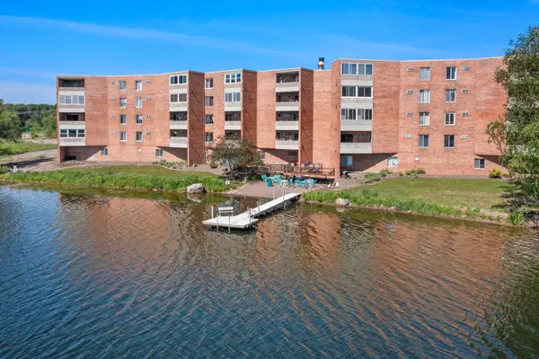 329 Geneva Avenue N #204, Oakdale, MN 55128