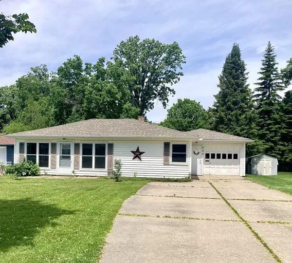 565 Madson Avenue Sw, Hutchinson, MN 55350