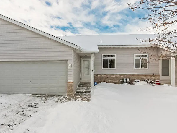 1523 Balinese Street, Shakopee, MN 55379