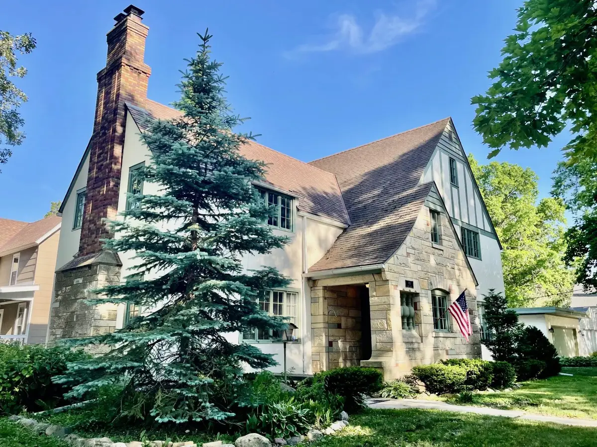 810 3rd Street Nw, Austin, MN 55912 - #1