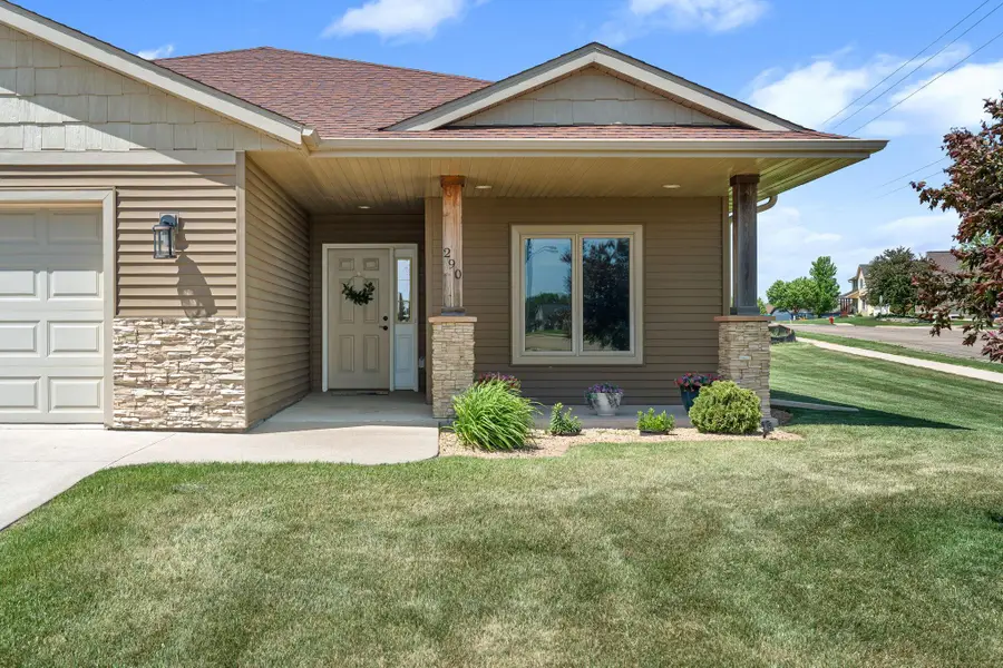290 Acorn Place Ne, Owatonna, MN 55060 - #2
