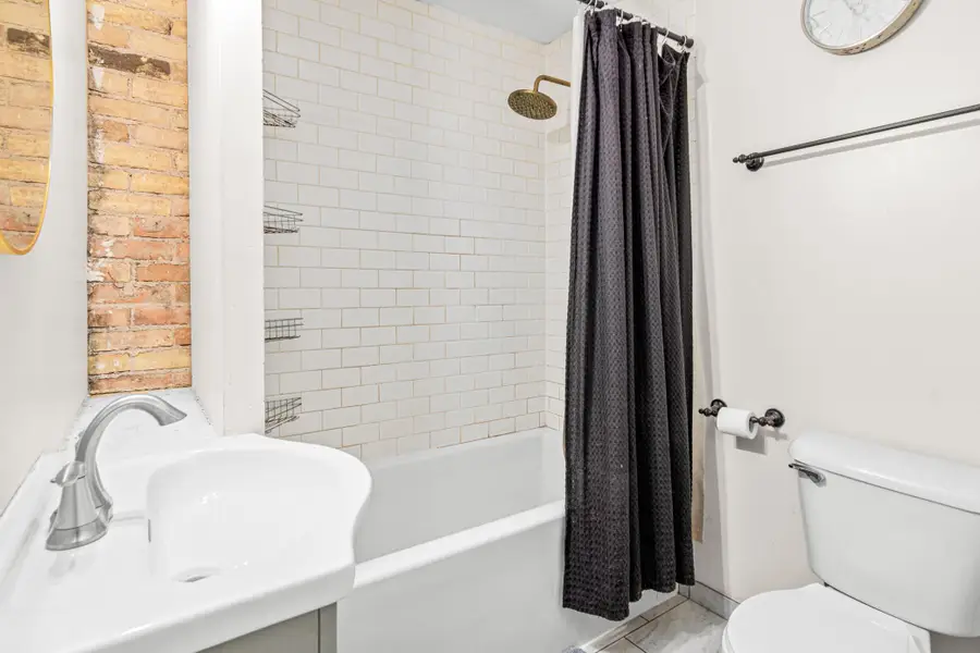 2827 Bryant Avenue N #2, Minneapolis, MN 55411 - #2