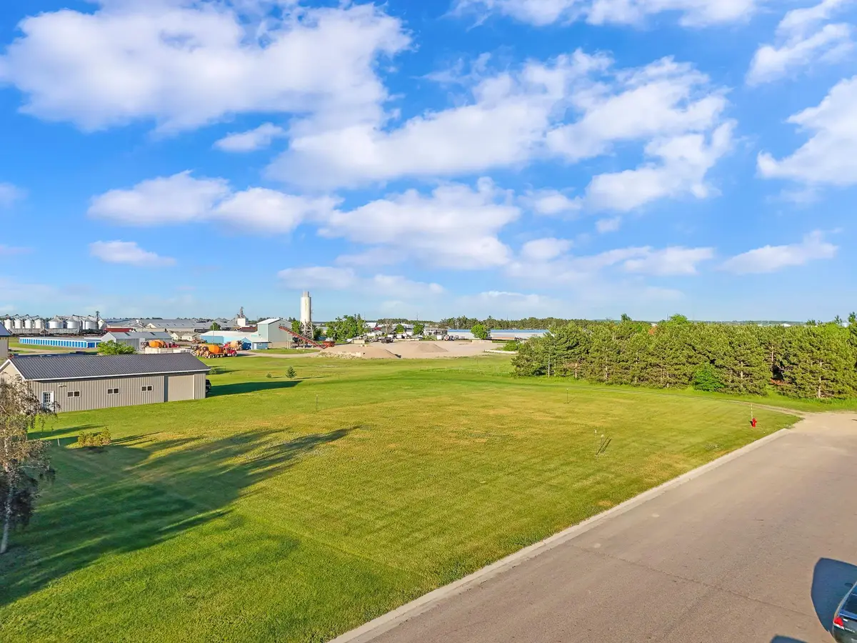 707 4th St Se, Perham, MN 56573 - #1