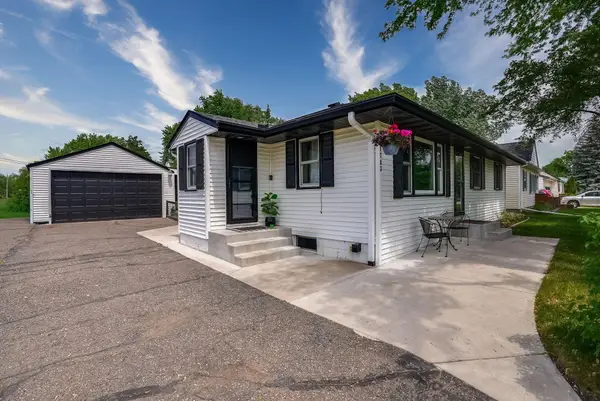 1783 Pinewood Drive, Shoreview, MN 55126