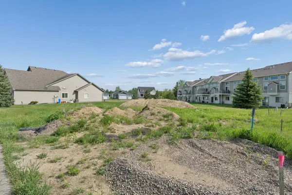 9763 Saint Andrews Drive, Elko New Market, MN 55020