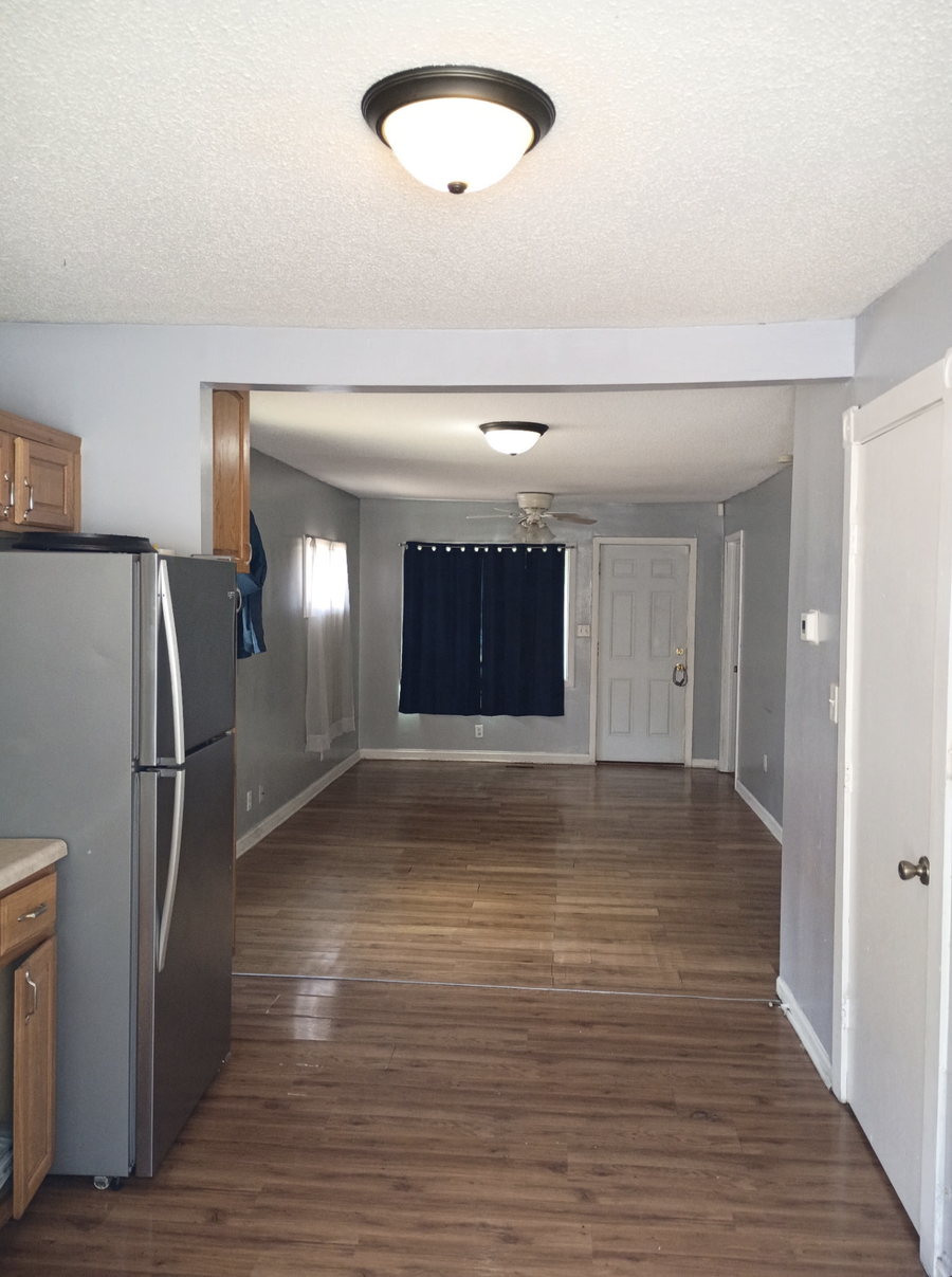 939 Earl Street, Saint Paul, MN 55106 - #2