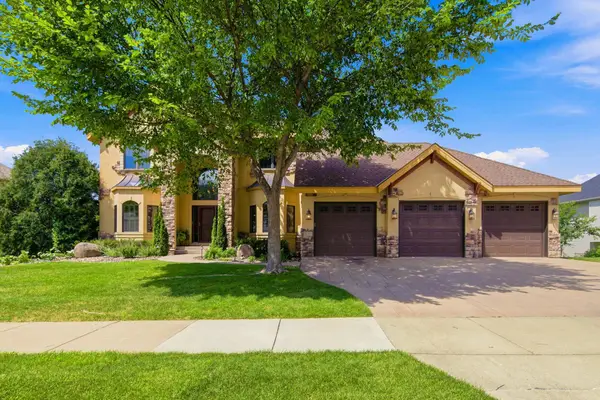 1008 Newhall Drive, Faribault, MN 55021