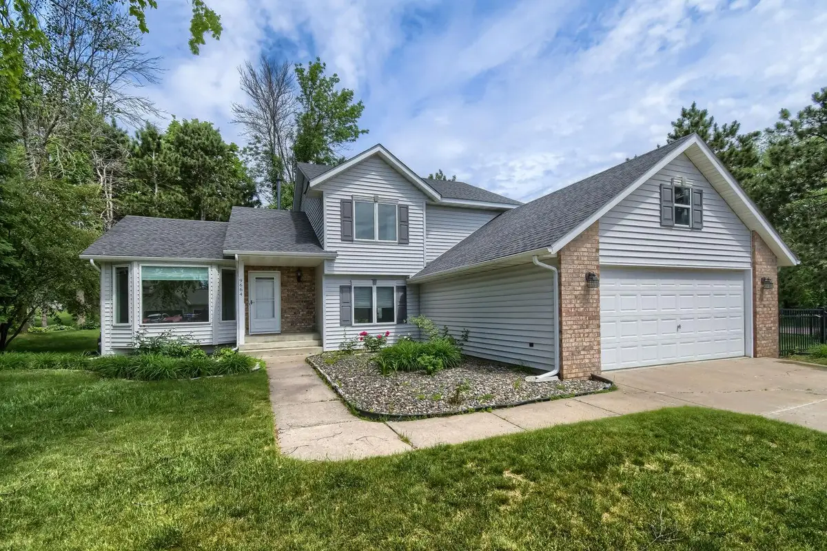 9664 Wynstone Drive, Woodbury, MN 55125 - #1