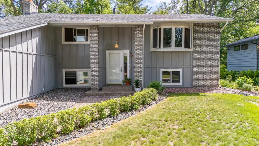 1630 Camelot Lane Ne, Fridley, MN 55432 - #3