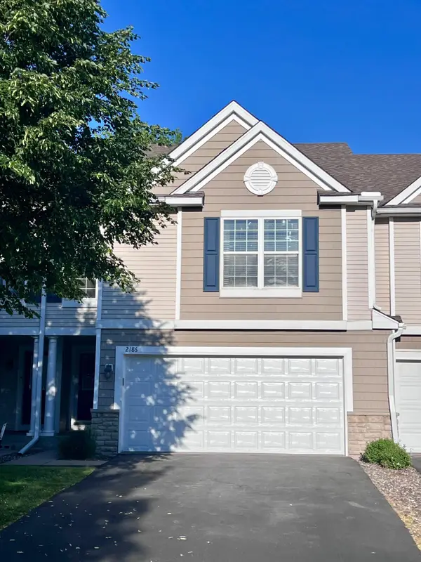 2186 Woodcrest Drive, Woodbury, MN 55129