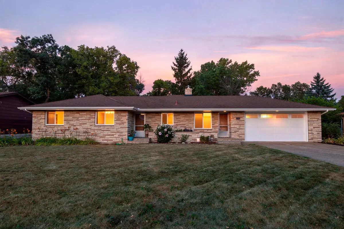 408 Woodland Drive, Burnsville, MN 55337 - #1