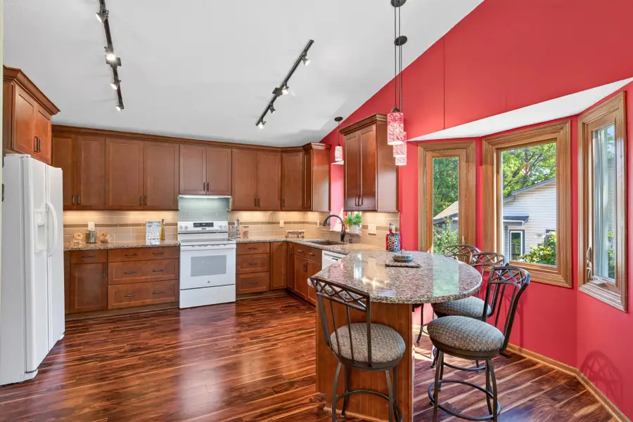 8068 Lower 147th Street W, Apple Valley, MN 55124 - #3
