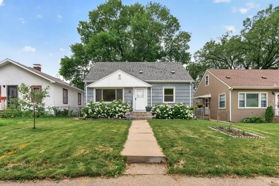 5037 Upton Avenue N, Minneapolis, MN 55430 - #3