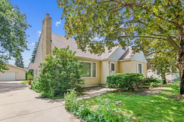 1014 Idaho Avenue W, Saint Paul, MN 55117
