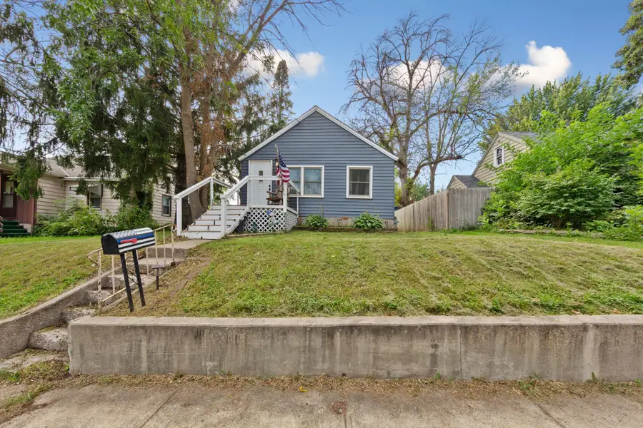 711 Saint Thomas Avenue, Albert Lea, MN 56007 - #2