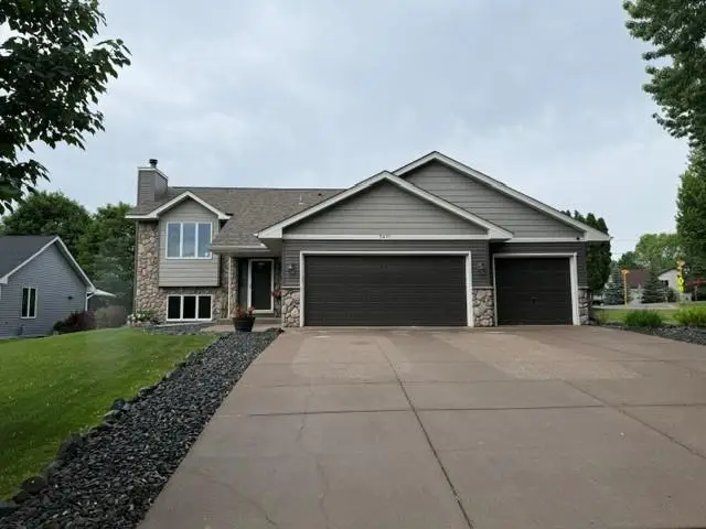 5471 Oakgreen Place N, Stillwater, MN 55082 - #1
