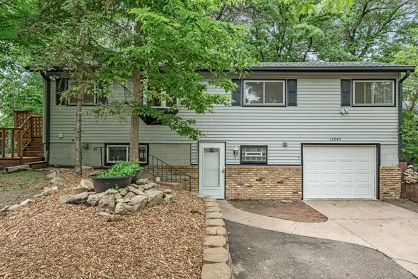 12840 Taylor Street Ne, Blaine, MN 55434