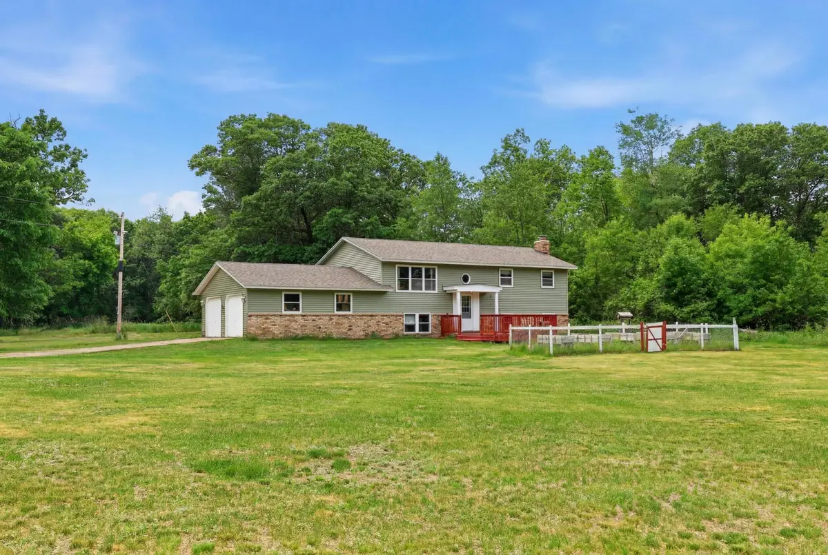 13535 289th Avenue Nw, Zimmerman, MN 55398 - #1