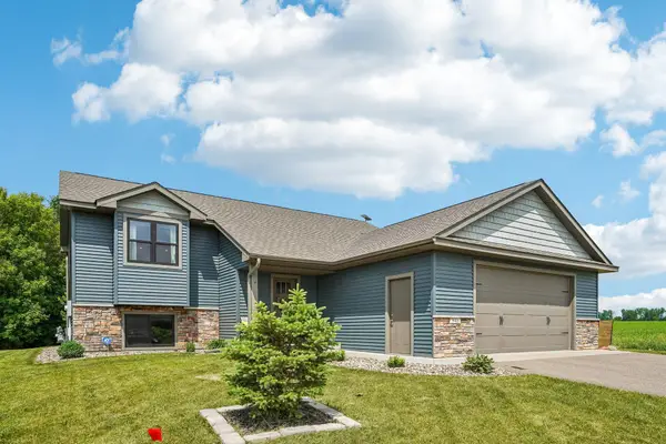 541 Prairie Road, New Richmond, WI 54017