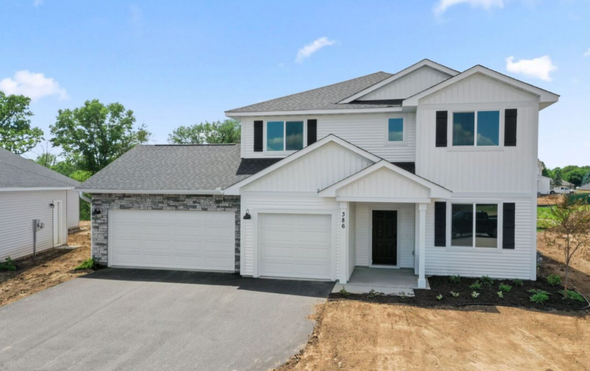 386 Laurel Place, River Falls, WI 54022 - #1