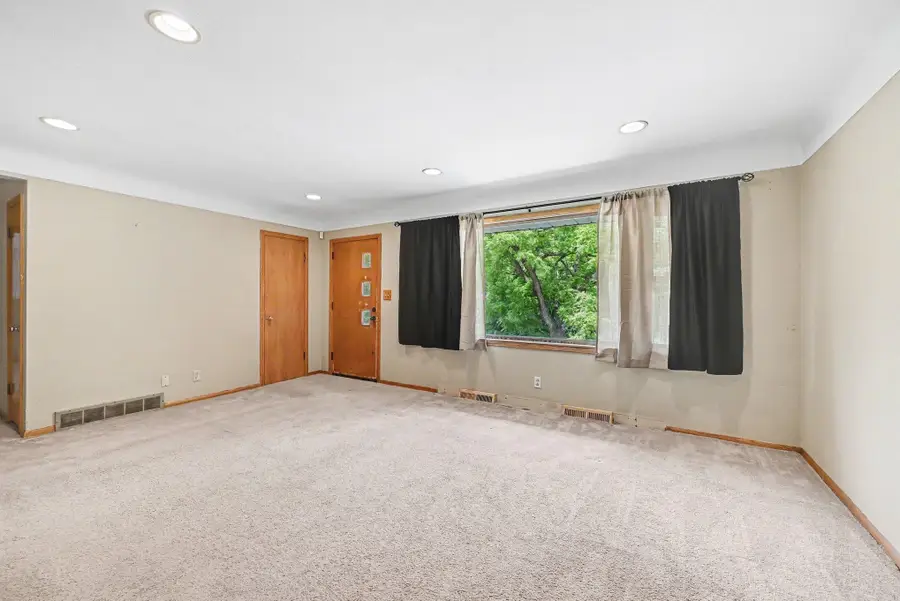 1450 Fremont Avenue, Saint Paul, MN 55106 - #3