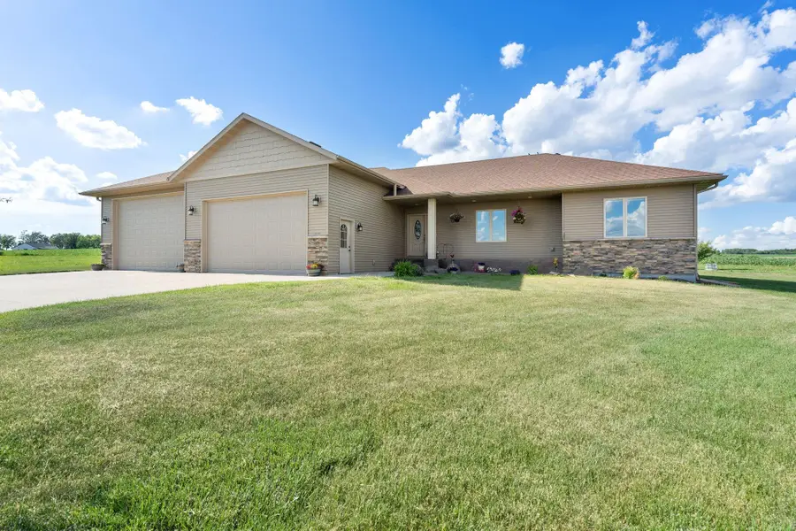 1920 Wolf Berry Place Ne, Owatonna, MN 55060 - #2