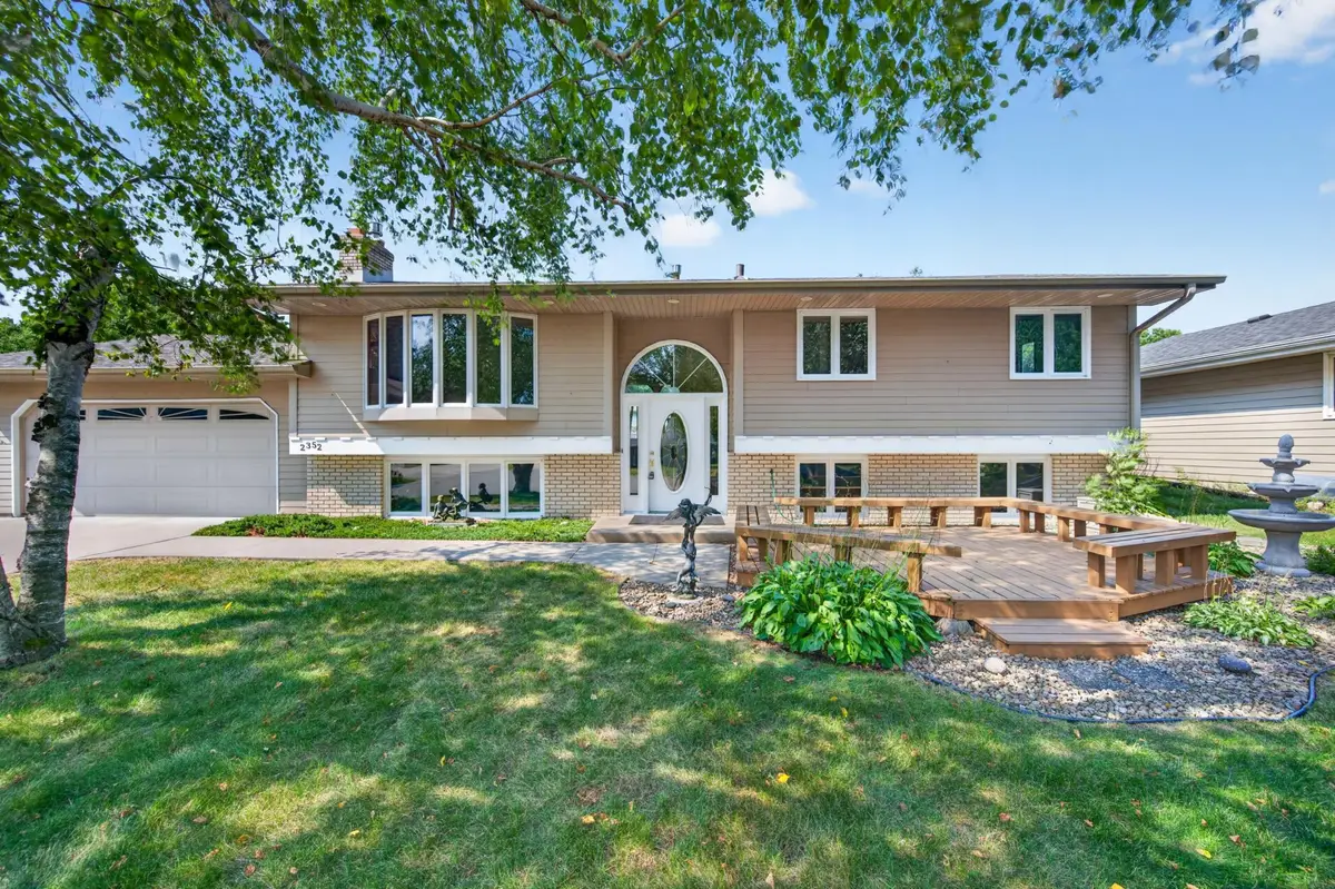2352 Sioux Court, New Brighton, MN 55112 - #1