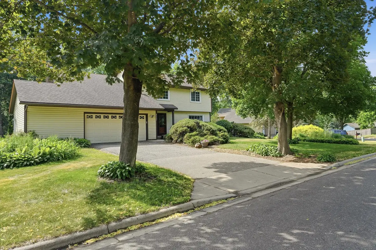 8527 Isle Avenue S, Cottage Grove, MN 55016 - #1