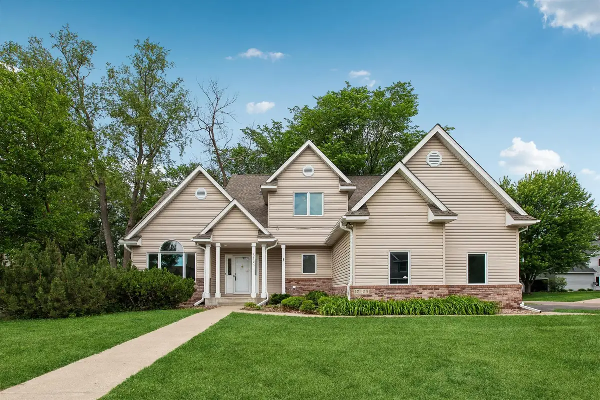 17123 Jonathan Court, Lakeville, MN 55044 - #1