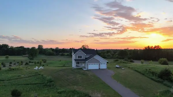 18805 Scenic Way, Shafer, MN 55074