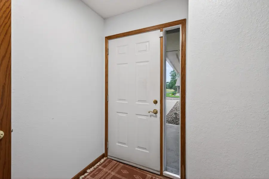 6710 Buckley Circle, Inver Grove Heights, MN 55076 - #3